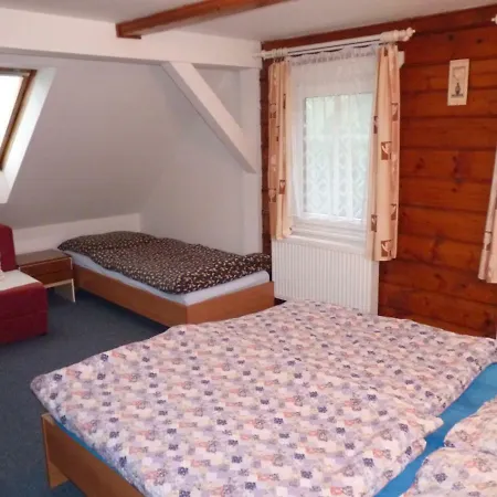 Horska Chata U Kominu Pansiyon Bedřichov
